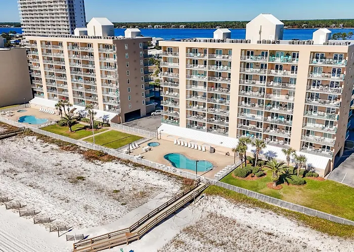 Surf Side Shores 1402